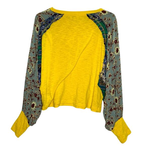 Umgee M Womens Mixed Media Floral Sleeve Top Butter Yellow - Picture 2 of 8